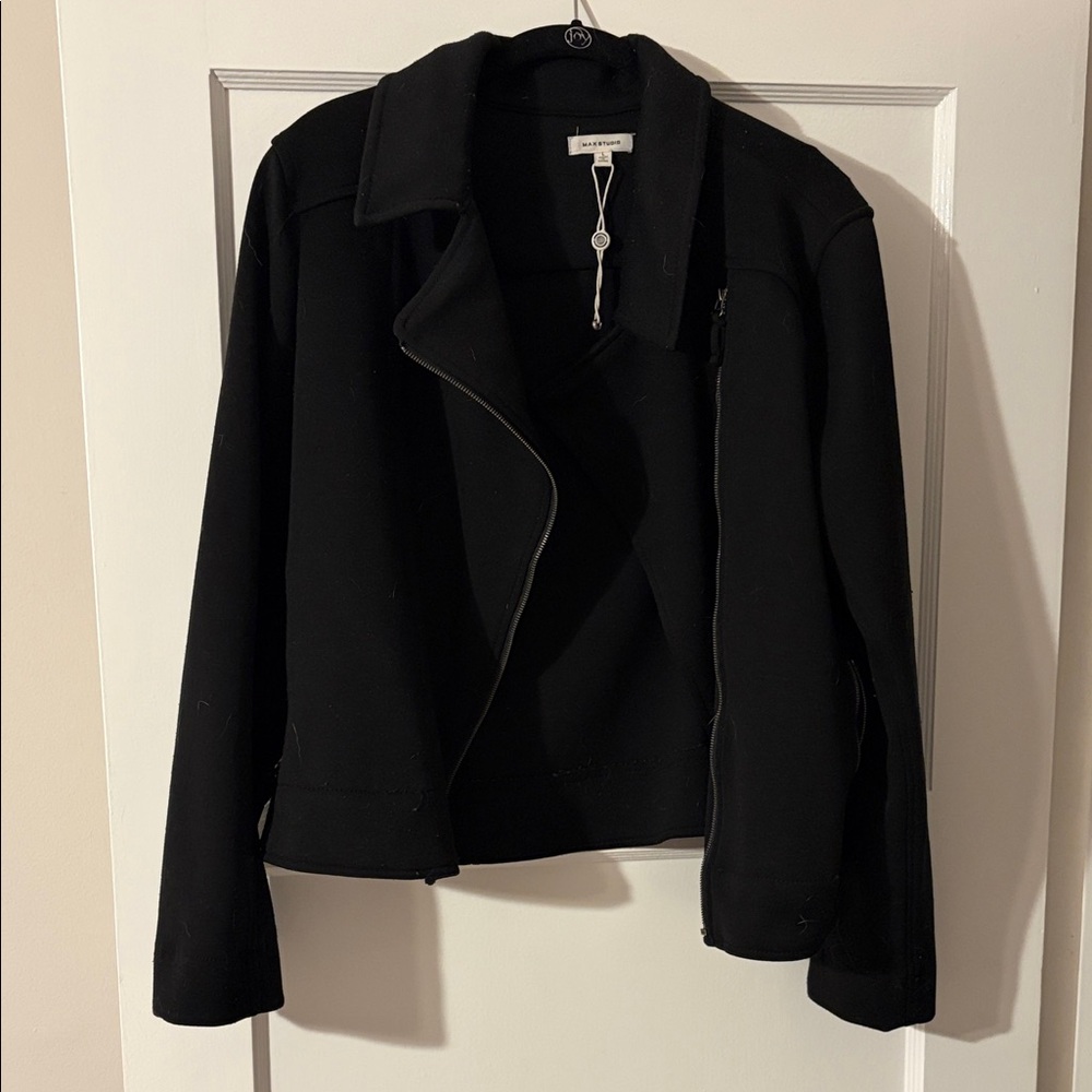 Max Studio Black Jacket